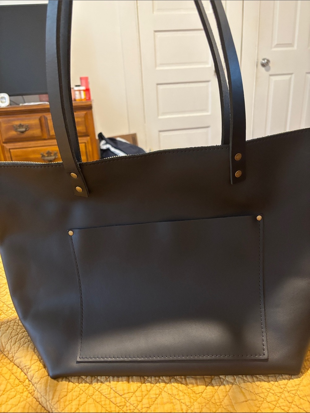Portland Leather Goods Zipper Tote Large with Front Pocket Classic